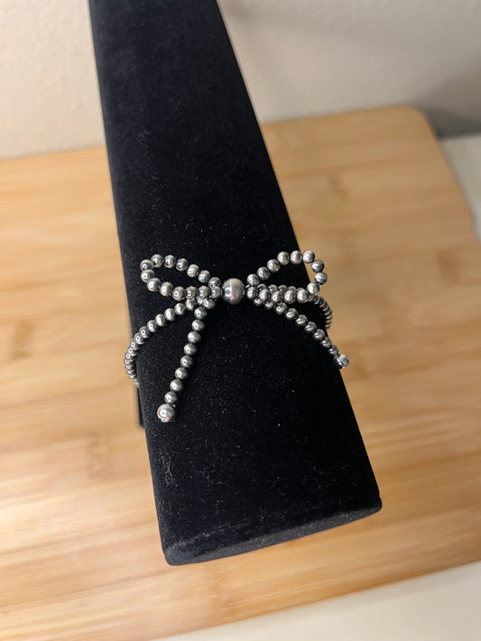 Bow-Tie bracelet