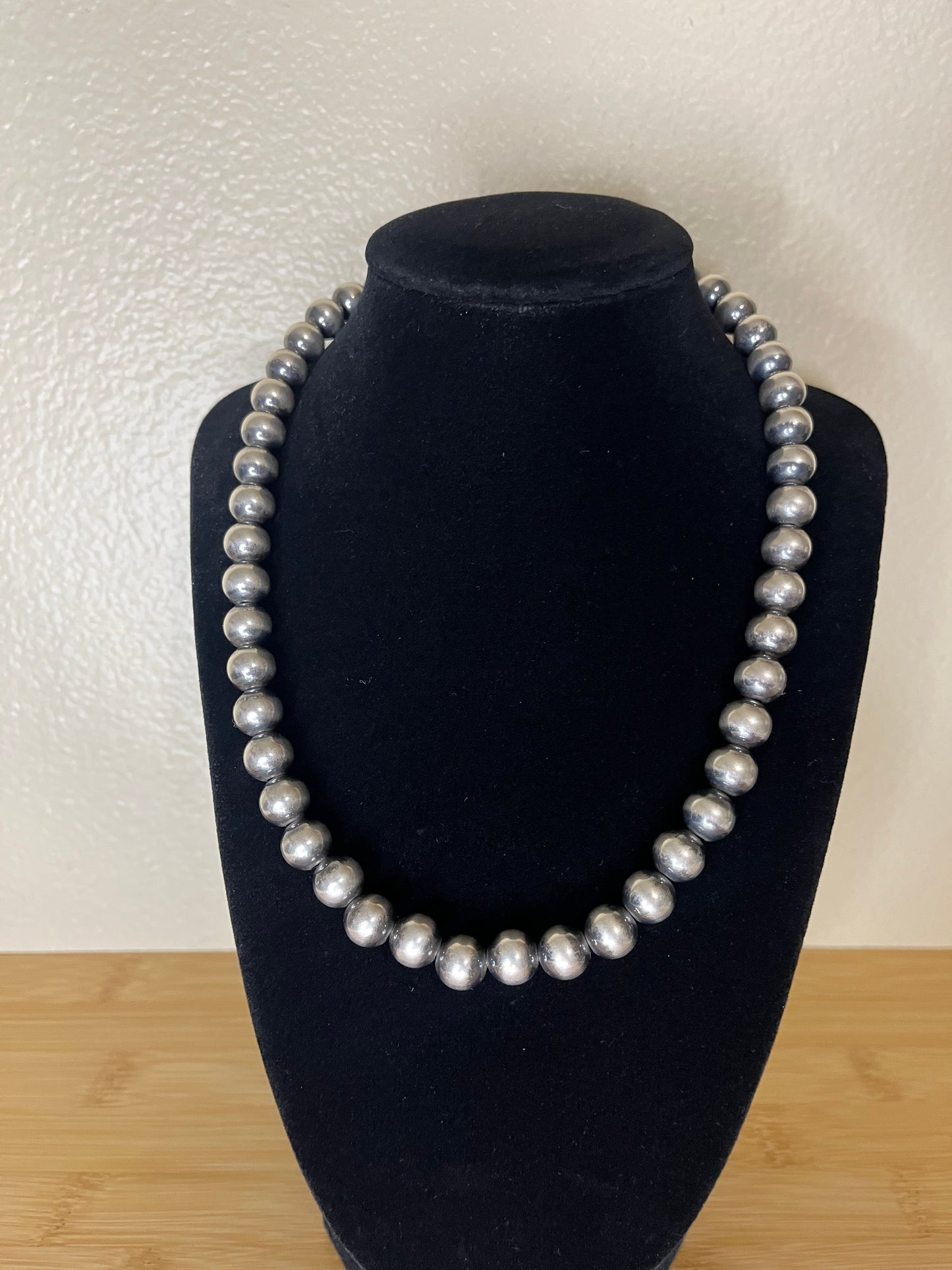 10mm Navajo Pearls